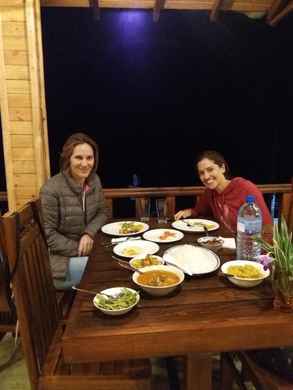 Tea Breeze Motel Nallathanniya Bagian luar foto